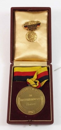 Medaille Deutscher Meister im Hallenhandball der Frauen 1963
