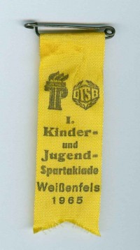 Veranstaltungsabzeichen zur I. Kinder- und Jugendspartakiade in Weißenfels 1965